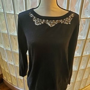 Gorgeous Woman's pullover